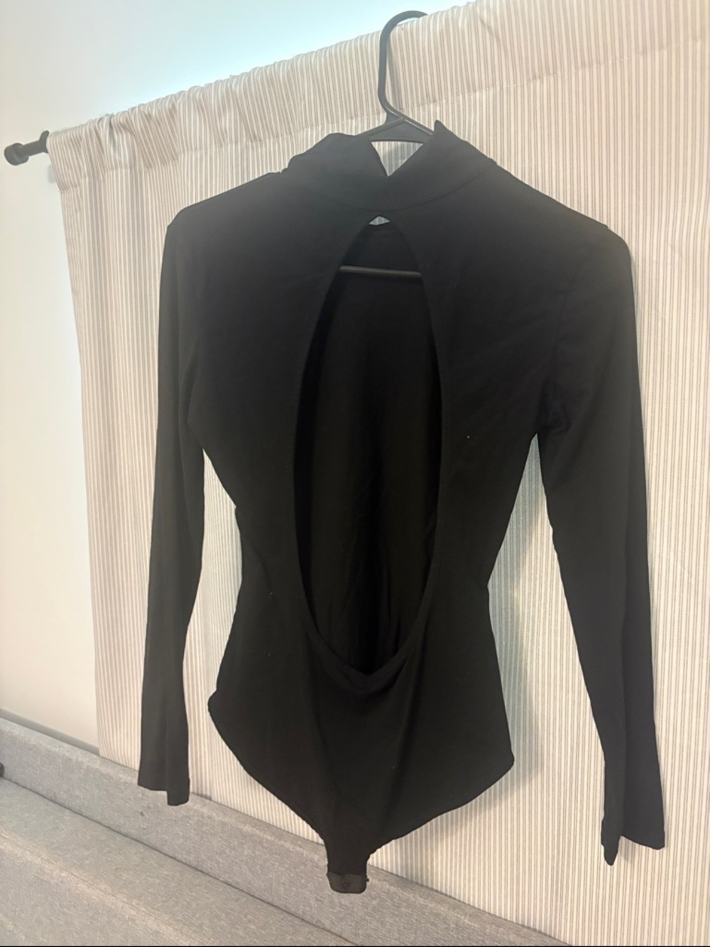 Women's Black Long-Sleeve Open-Back Bodysuit